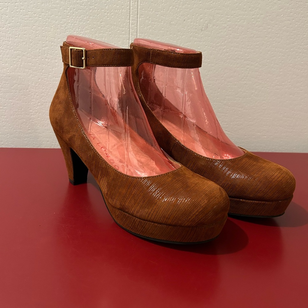 Sacha London Suede Copper Platform Heels Size 8.5